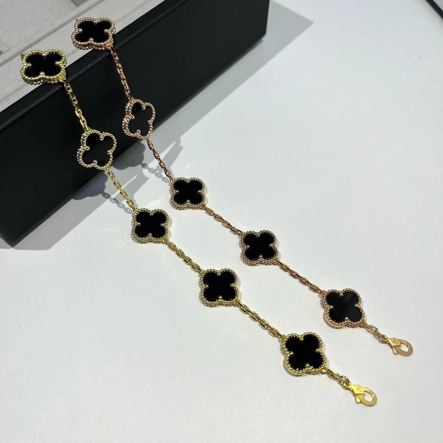 [✨ROSE💎] CLOVER 5 MOTIF ONYXS BRACELET COLLECTION