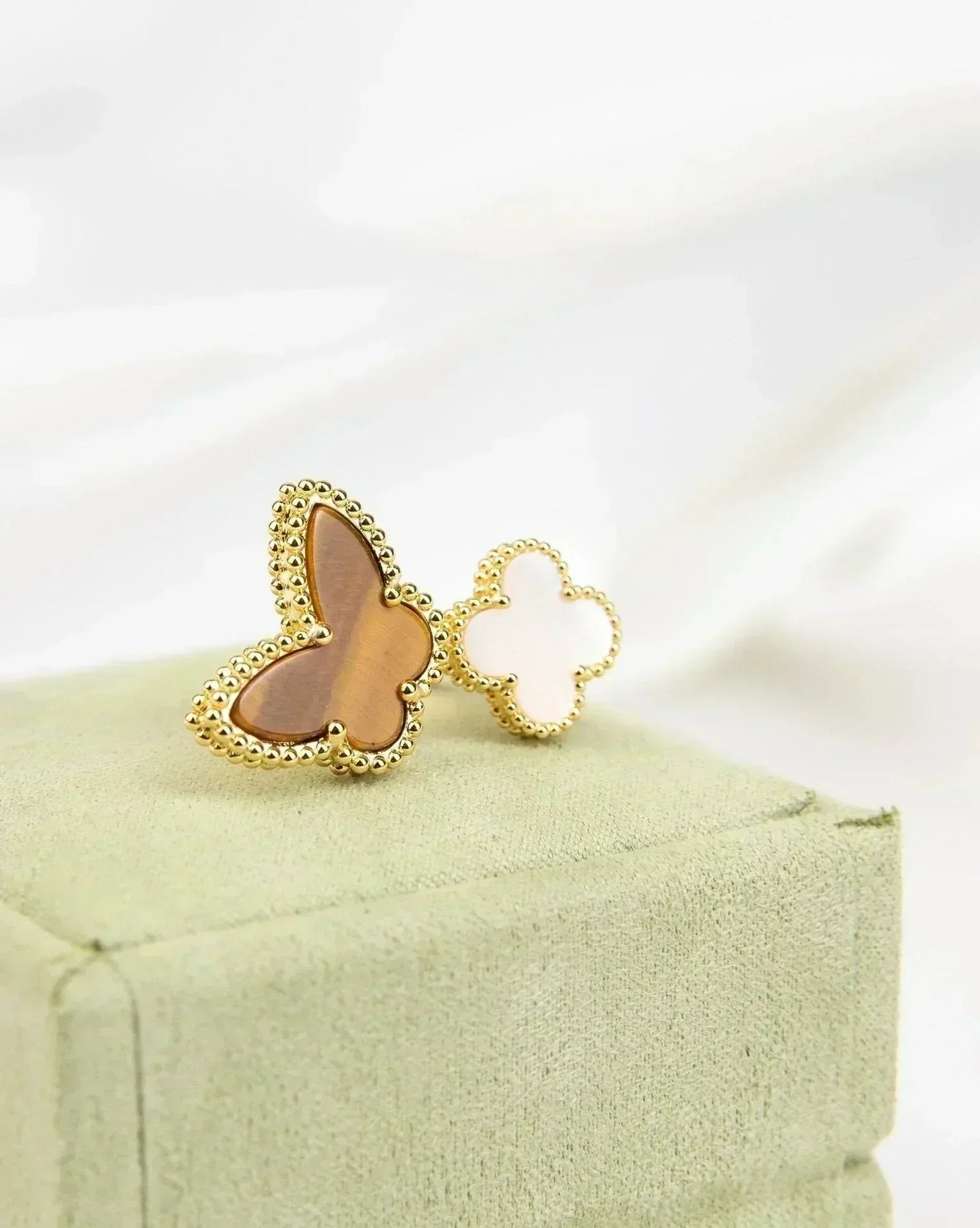 [✨ROSE💎]LUCKY BETWEEN THE FINGER RING