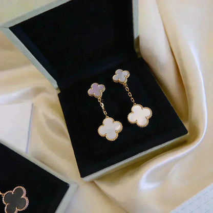 [✨ROSE💎]CLOVER 2 MOTIF WHITE MOP EARRINGS