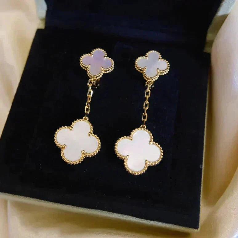 [✨ROSE💎]CLOVER 2 MOTIF WHITE MOP EARRINGS