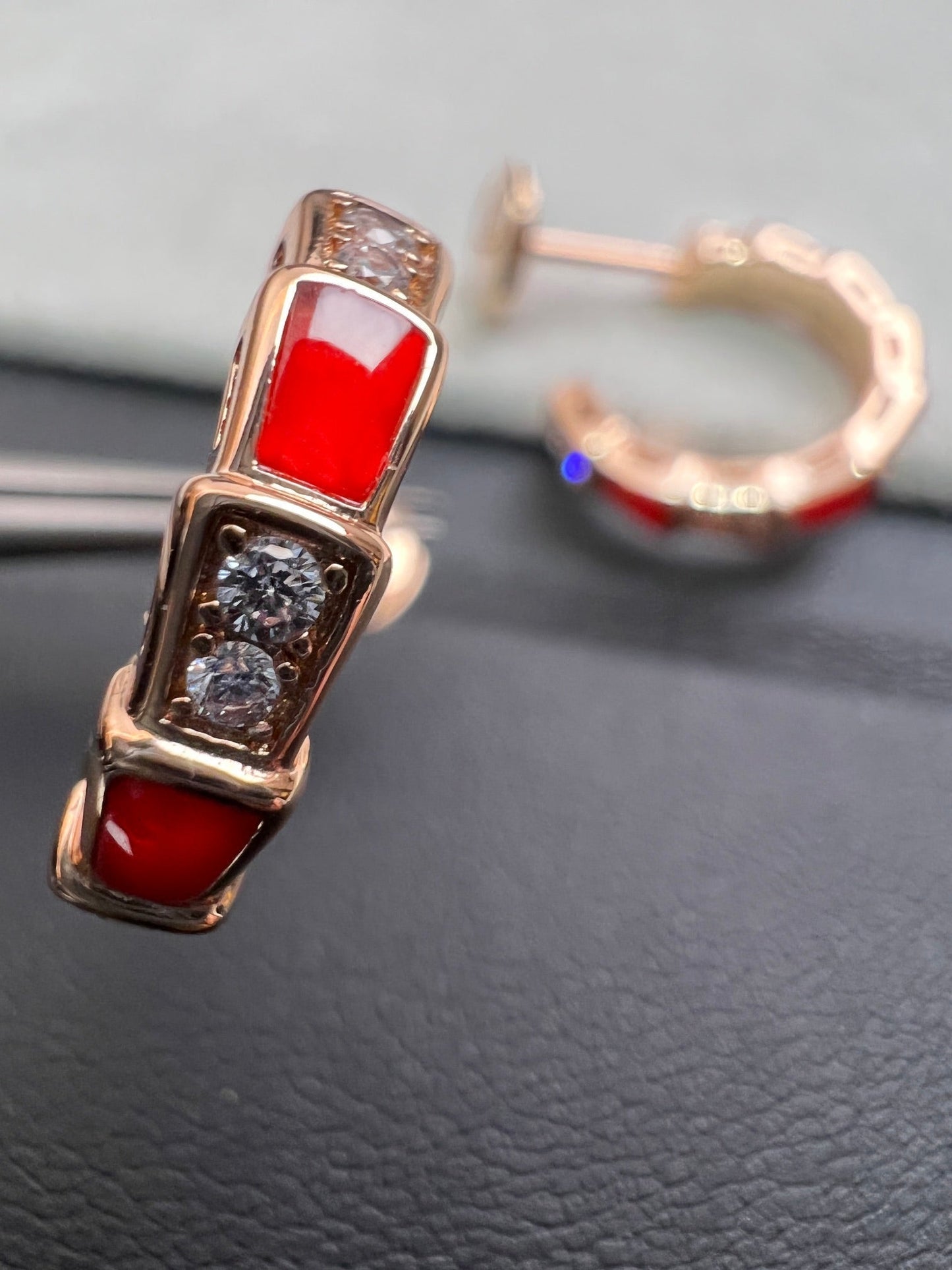 [✨ROSE💎]SERPENTI CARNELIAN PINK GOLD EARRINGS