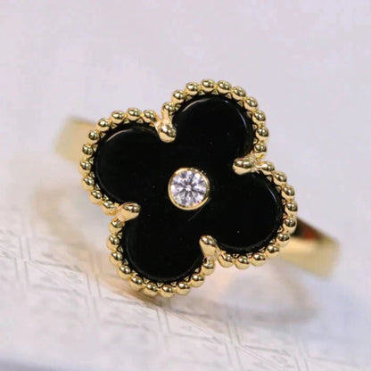 [✨ROSE💎]CLOVER ONYX RING GOLD DIAMOND