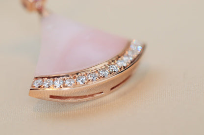 [✨ROSE💎]DREAM NECKLACE PINK MOP DIAMOND