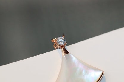 [✨ROSE💎]DREAM NECKLACE WHITE MOP PINK GOLD 1 DIAMOND