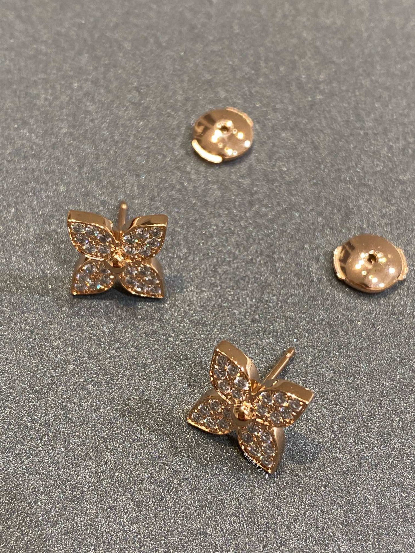 [✨ROSE💎]STAR DIAMOND EARRINGS