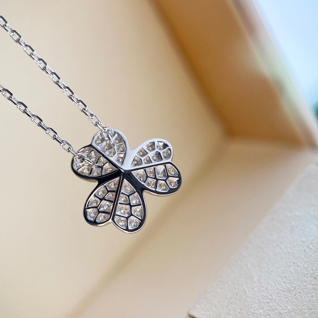 [✨ROSE💎]CLOVER DIAMOND NECKLACE SILVER