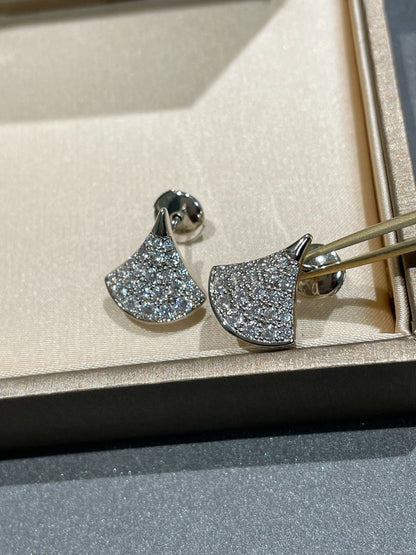 [✨ROSE💎]DREAM STUD EARRINGS DIAMOND