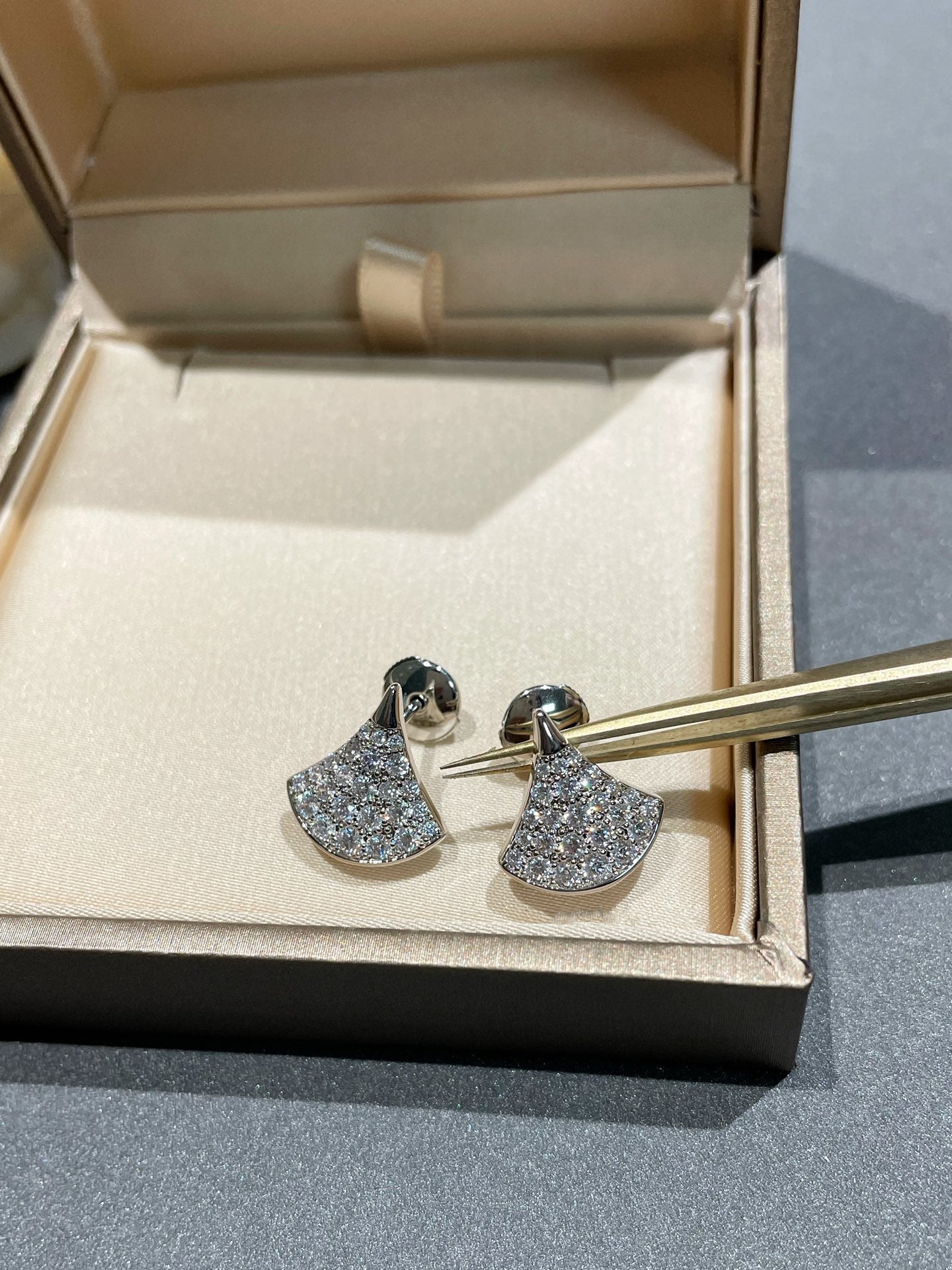 [✨ROSE💎]DREAM STUD EARRINGS DIAMOND