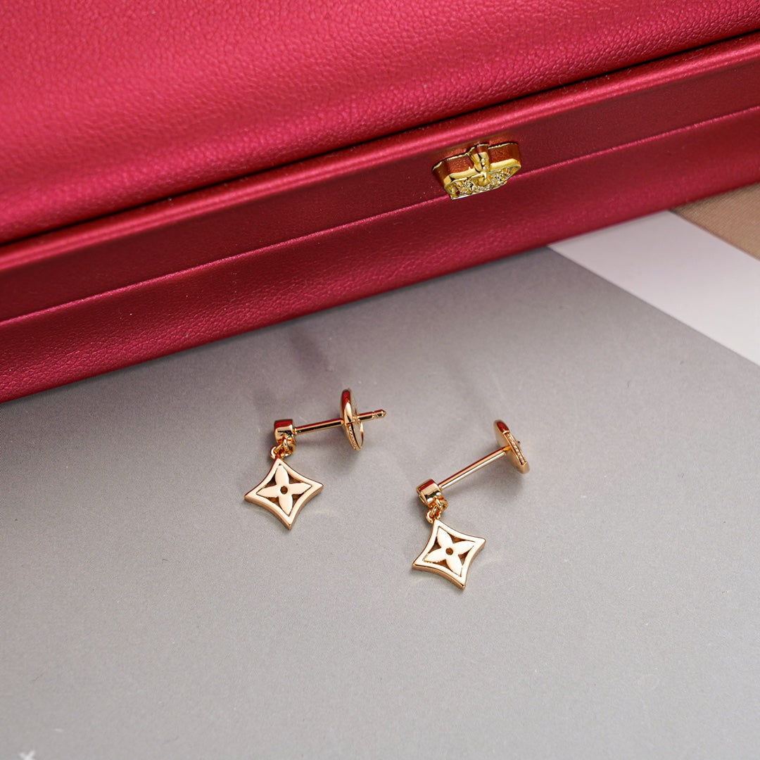 [✨ROSE💎]STAR EARRINGS GOLD