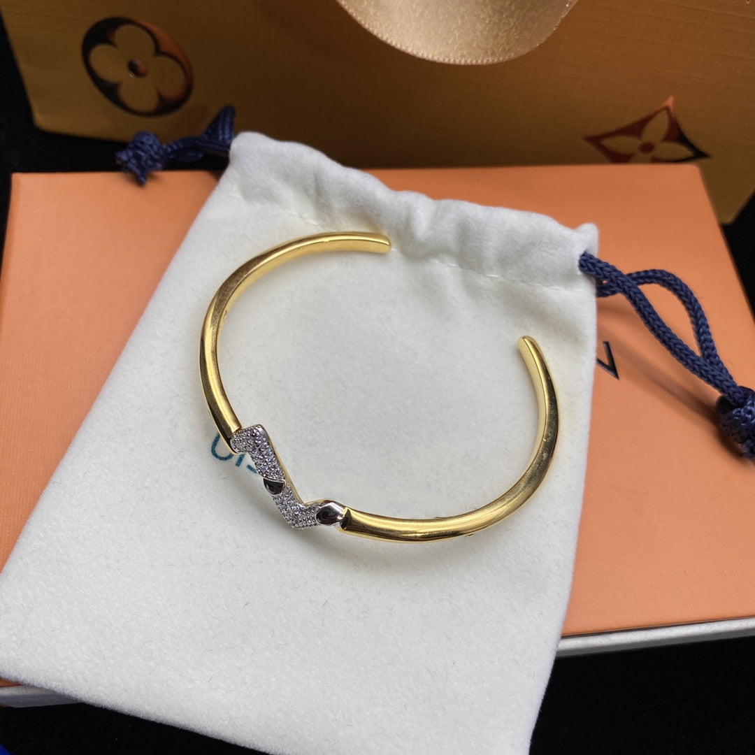 [✨ROSE💎]VOLTE UPSITE DOWN DIAMOND GOLD OPEN BRACELET