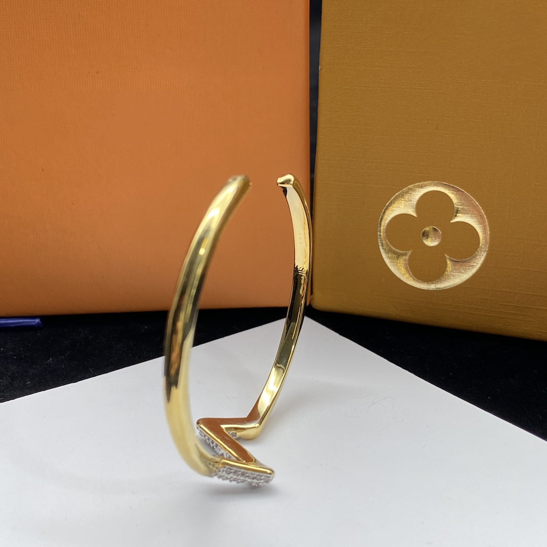 [✨ROSE💎]VOLTE UPSITE DOWN DIAMOND GOLD OPEN BRACELET