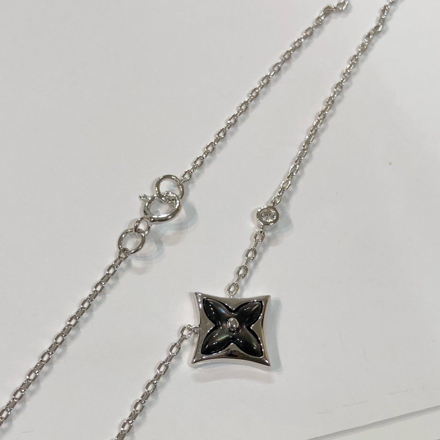 [✨ROSE💎]STAR BLACK MOP NECKLACE