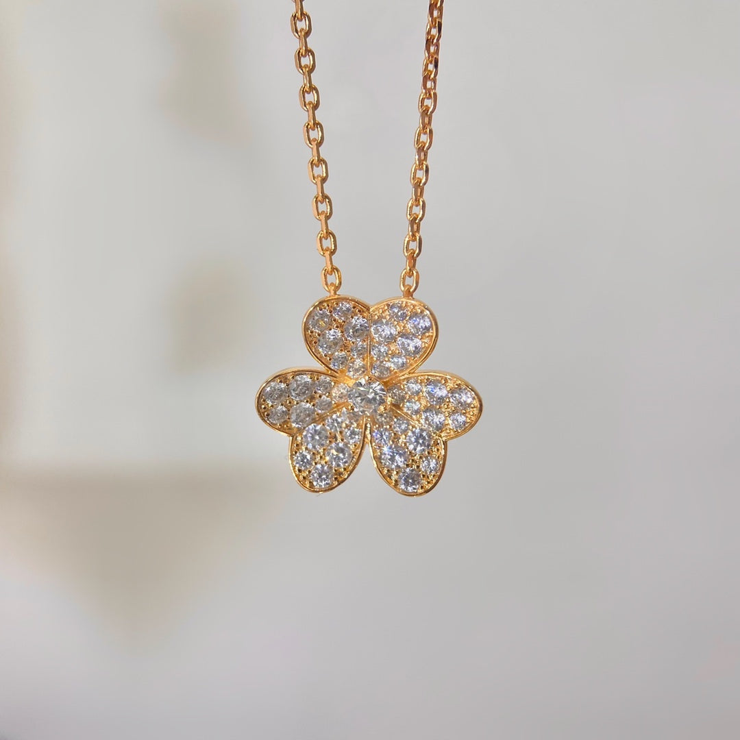 [✨ROSE💎]FLOWER DIAMOND NECKLACE