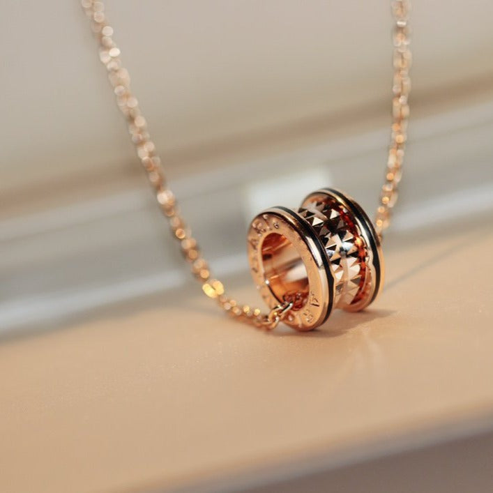 [✨ROSE💎]ZERO 1 ROCK PEDANT PINK GOLD BLACK NECKLACE