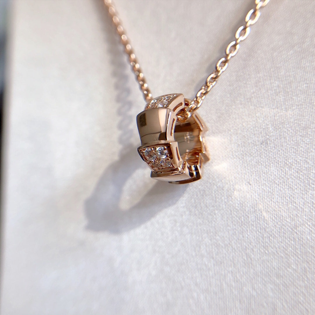 [✨ROSE💎]SERPENTI PEDANT DIAMOND PINK GOLD NECKLACE