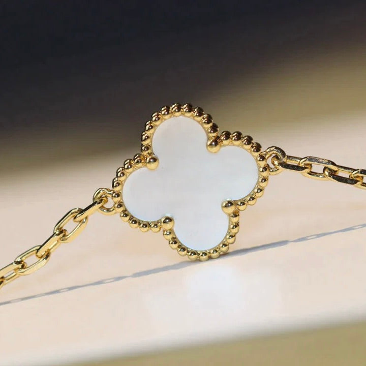 [✨ROSE💎]CLOVER 20 MOTIFS WHITE MOP NECKLACE