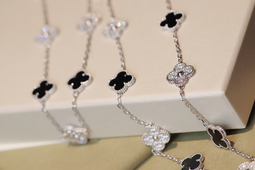 [✨ROSE💎]CLOVER 20 MOTIFS ONYX DIAMOND SILVER