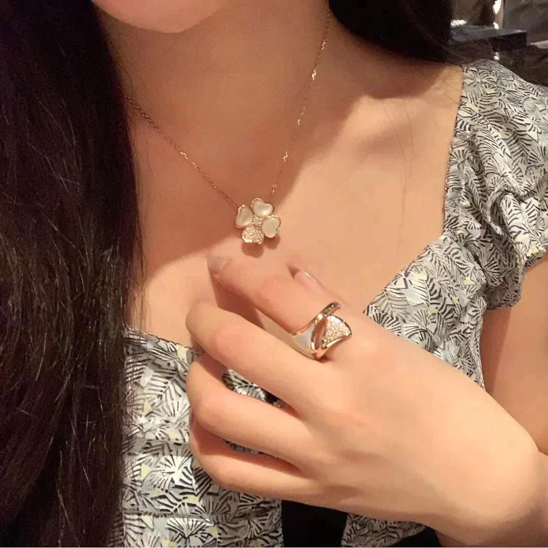 [✨ROSE💎]CLOVER MOP DIAMOND ROSE GOLD NECKLACE
