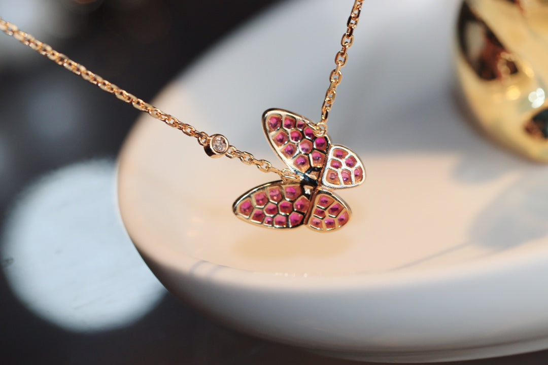 [✨ROSE💎]BUTTERFLY RED DIAMOND ROSE GOLD NECKLACE