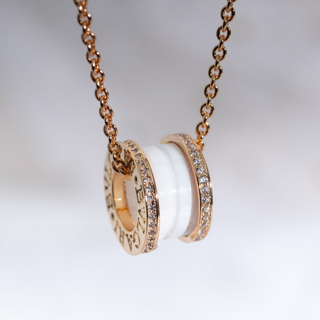 [✨ROSE💎]ZERO 1 WHITE CERAMIC PINK GOLD DIAMOND NECKLACE