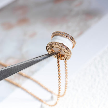 [✨ROSE💎]ZERO 1 WHITE CERAMIC PINK GOLD DIAMOND NECKLACE