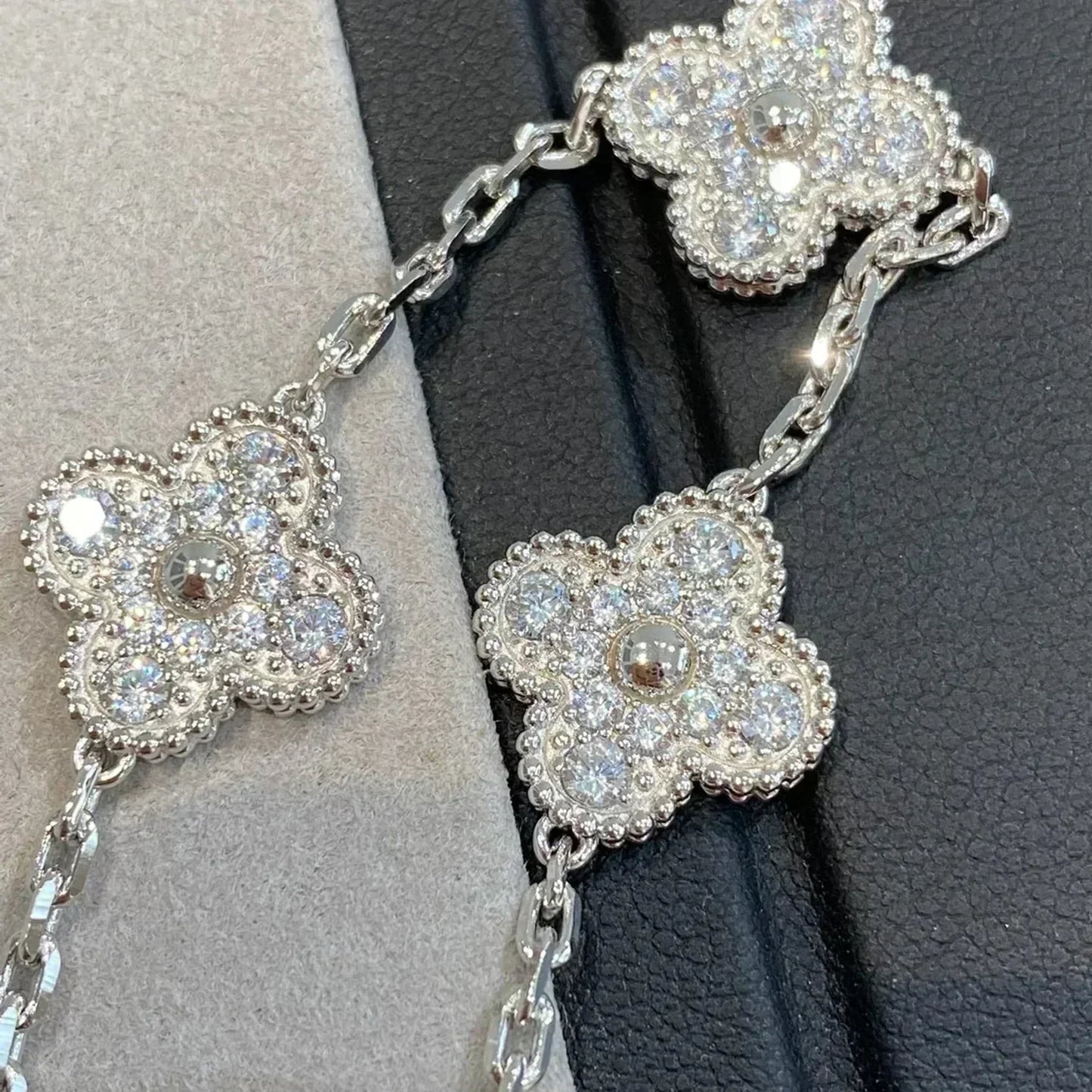 [Star  Jewelry] CLOVER 5 MOTIF FULL DIAMOND BRACELET COLLECTION
