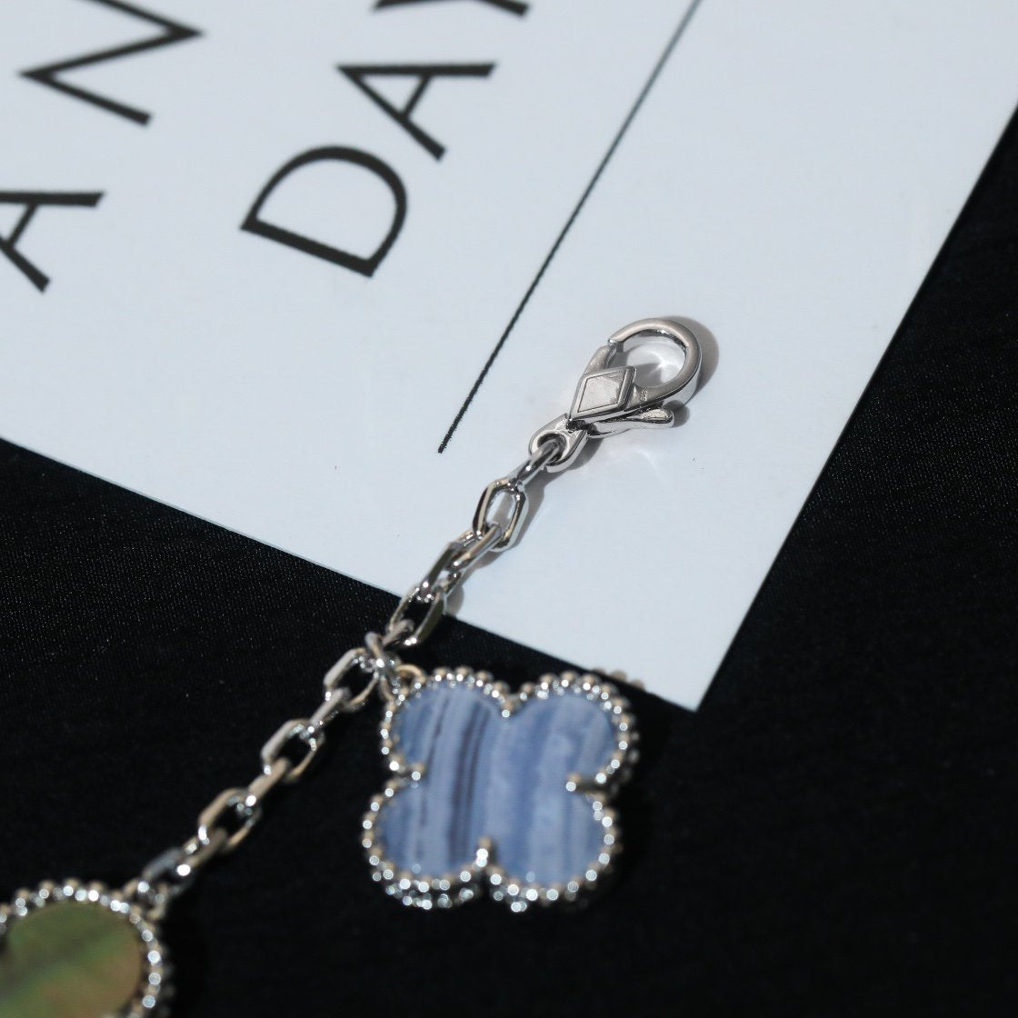 [✨ROSE💎]CLOVER BRACELET 5 MOTIFS MOP CHALCEDONY SILVER