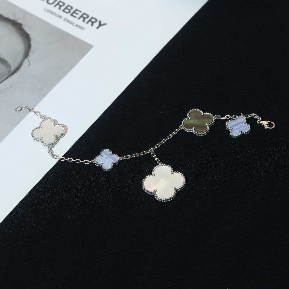 [✨ROSE💎]CLOVER BRACELET 5 MOTIFS MOP CHALCEDONY SILVER