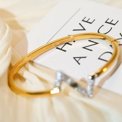 [✨ROSE💎]VOLTE UPSITE DOWN GOLD DIAMOND BRACELET