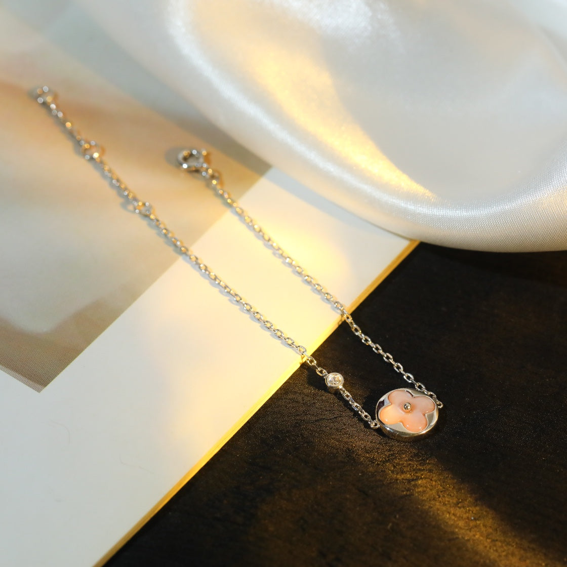 [✨ROSE💎]SUN MOTIF PINK MOP SILVER BRACELET
