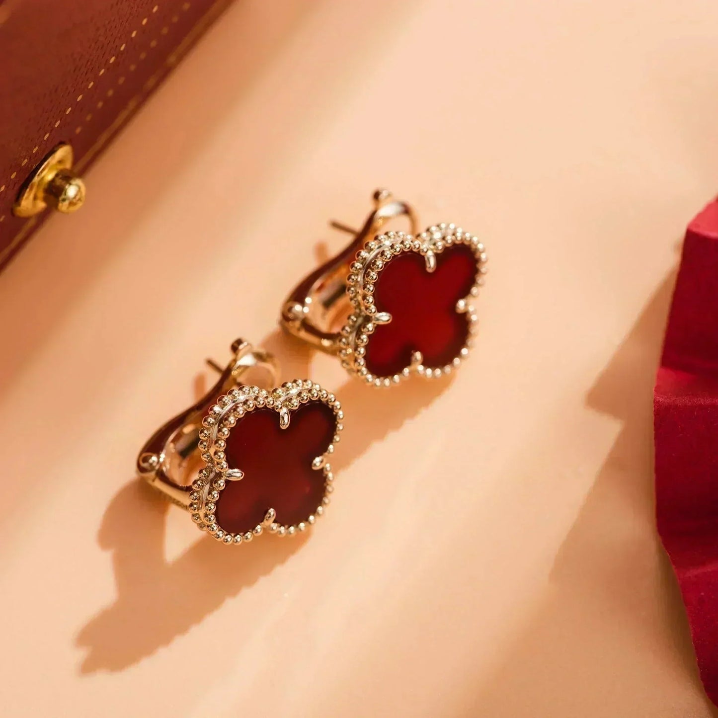 [✨ROSE💎]CLOVER MEDIUM 1 MOTIFS CARNELIAN  EARRINGS