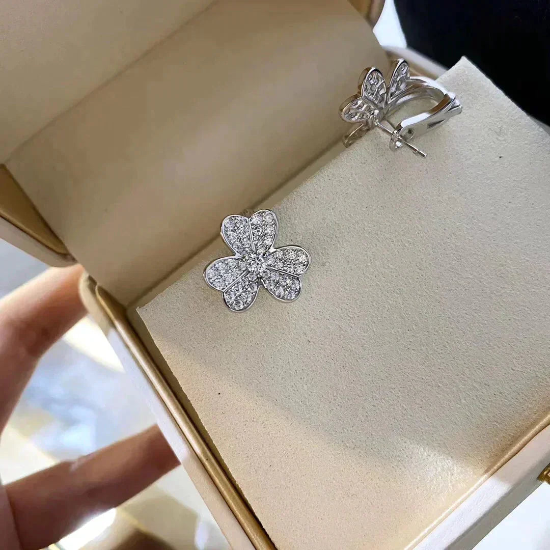 [✨ROSE💎]CLOVER COMOS DIAMOND EARRINGS SILVER
