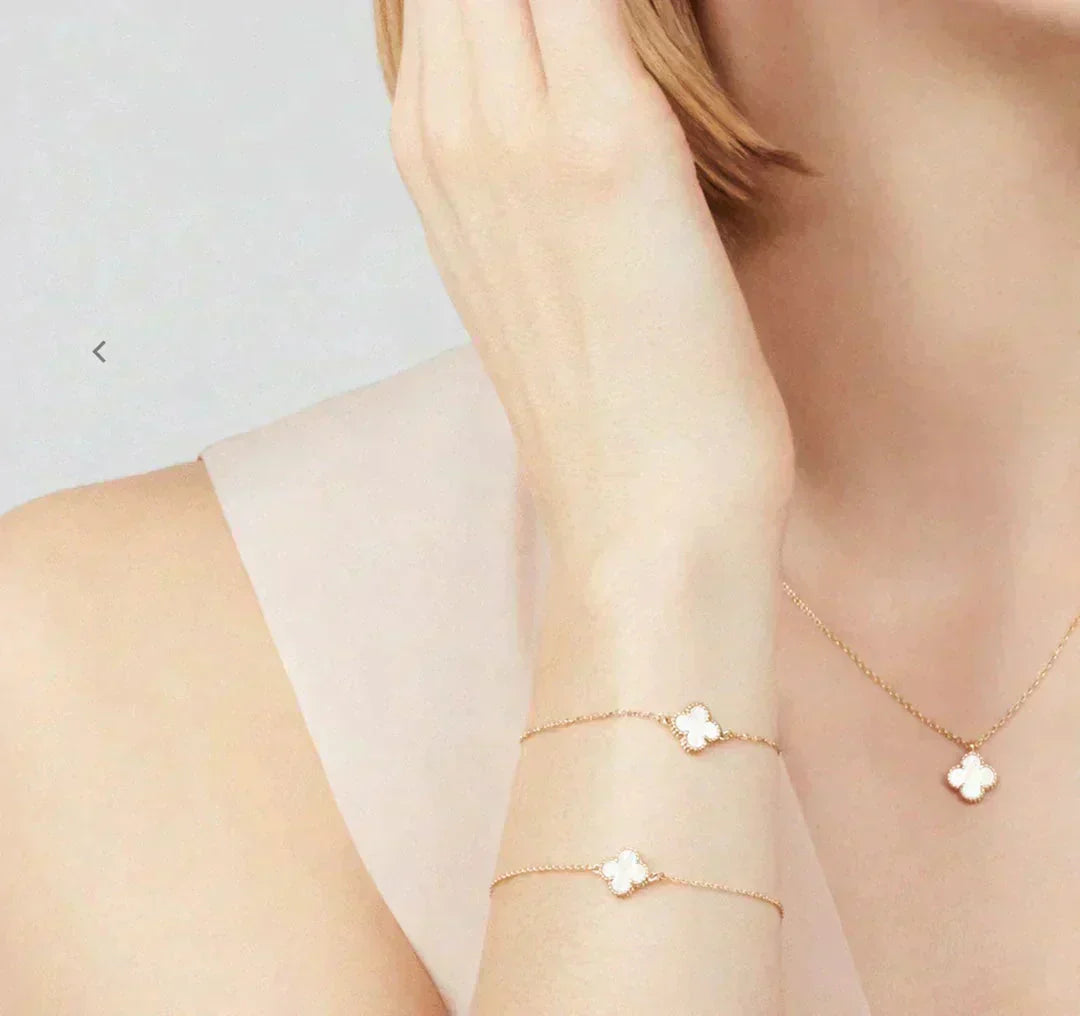 [✨ROSE💎]CLOVER MINI 9.5MM WHITE MOTHER-OF-PEARL NECKLACE