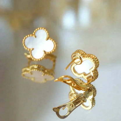 [✨ROSE💎]CLOVER MEDIUM 1 MOTIFS  WHITE MOP STUD EARRINGS
