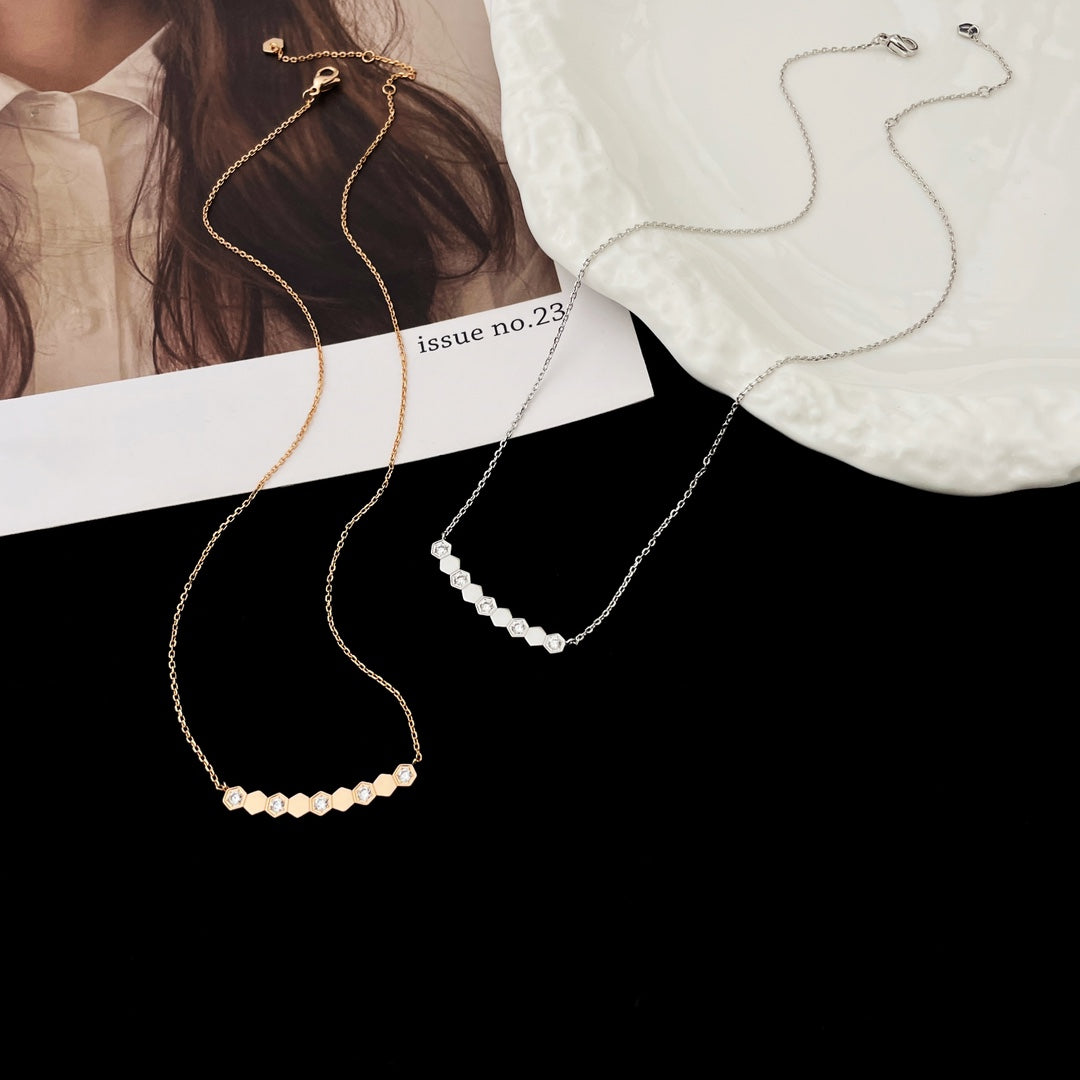[✨ROSE💎]BEE MY LOVE DIAMOND NECKLACE