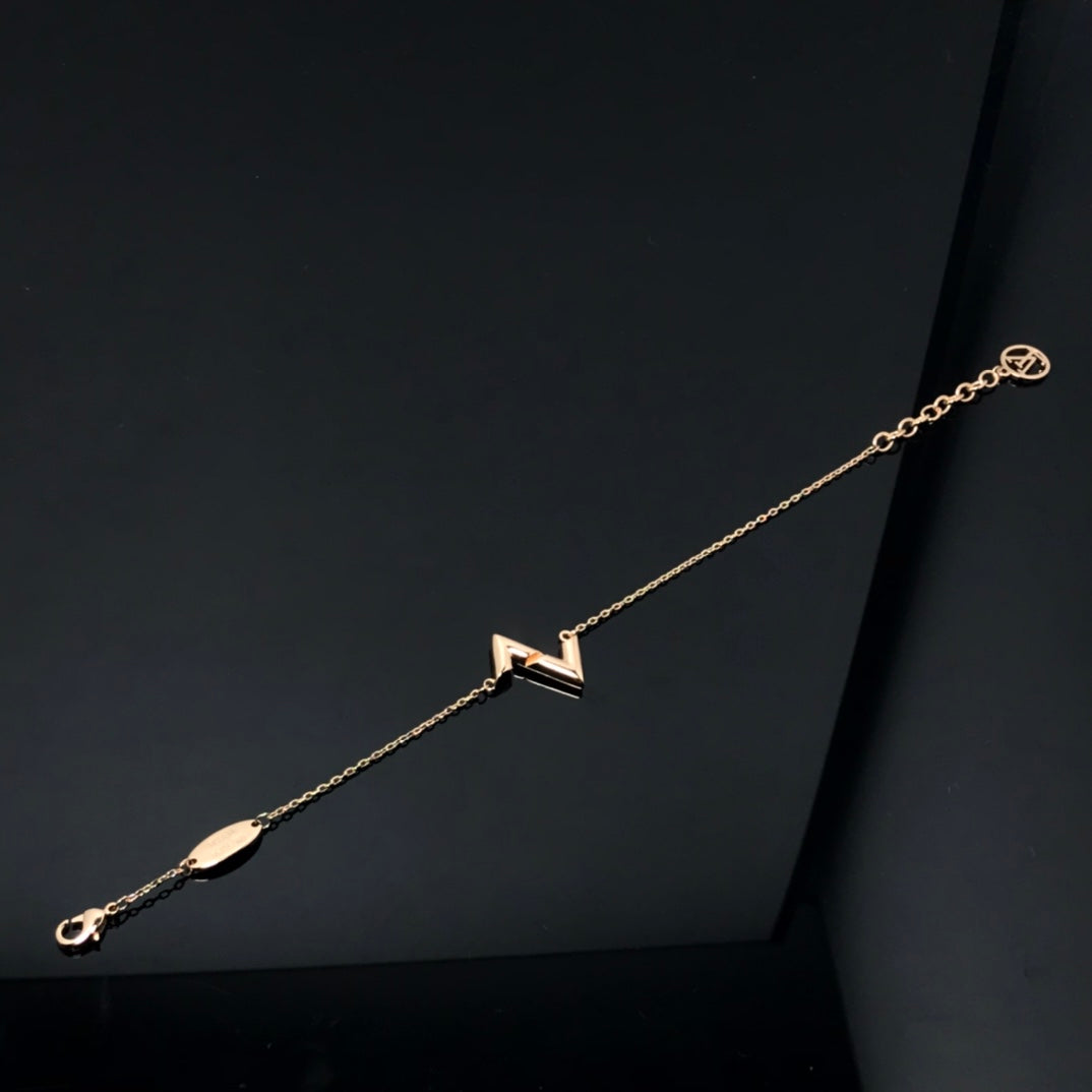 [✨ROSE💎]VOLT LV LOGO BRACELET