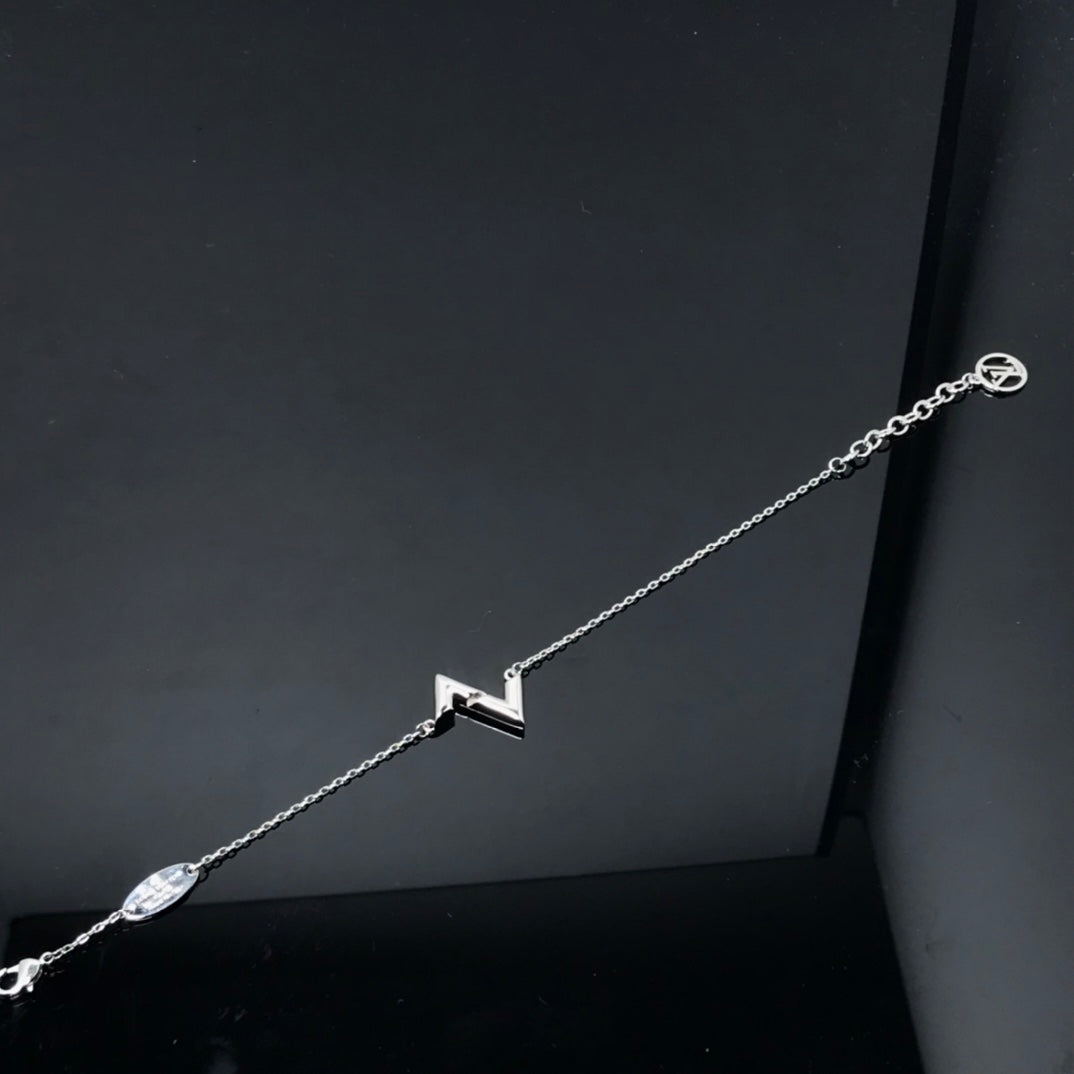 [✨ROSE💎]VOLT LV LOGO BRACELET