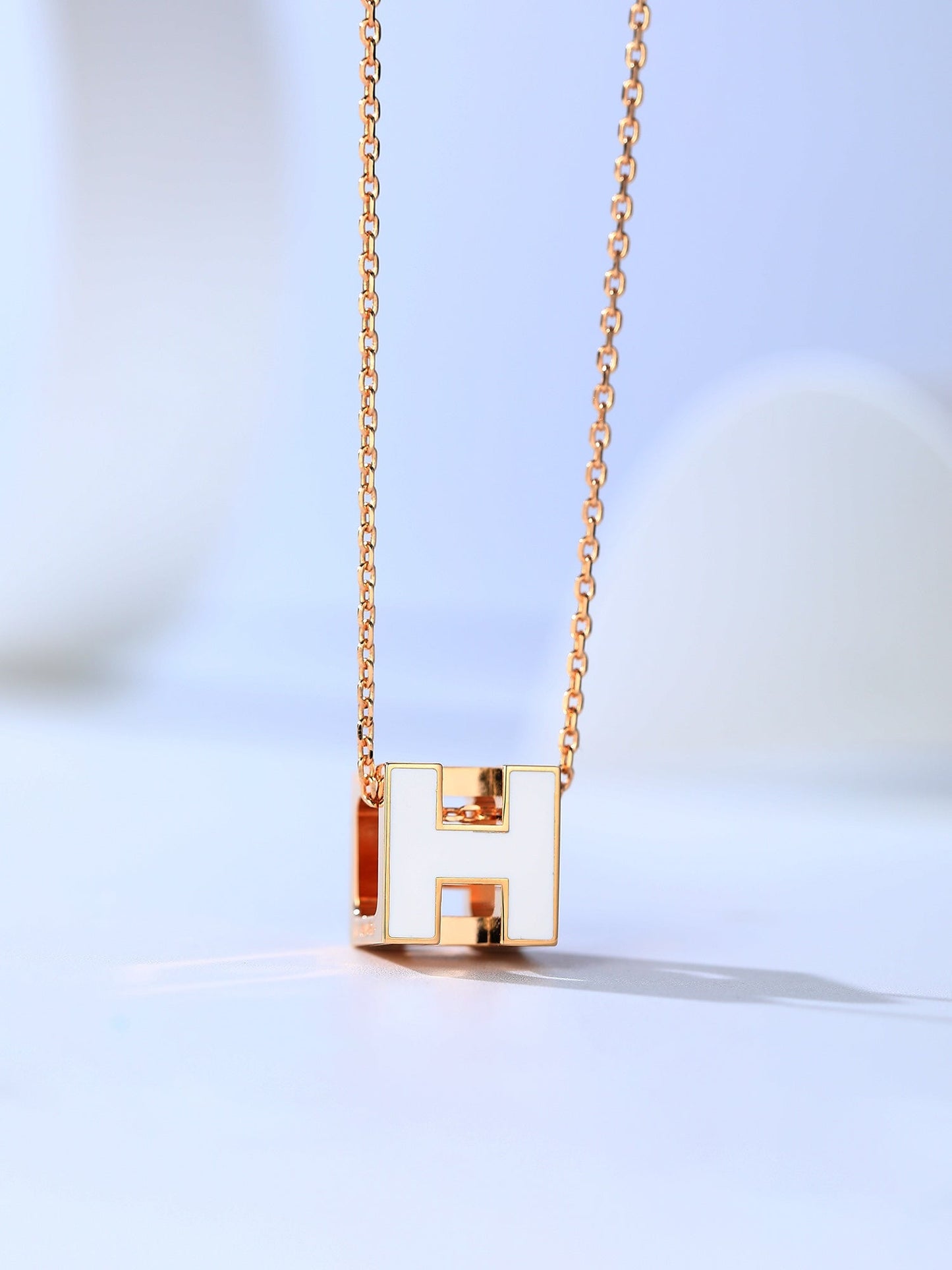 [✨ROSE💎]H CAGE PINK GOLD NECKLACE
