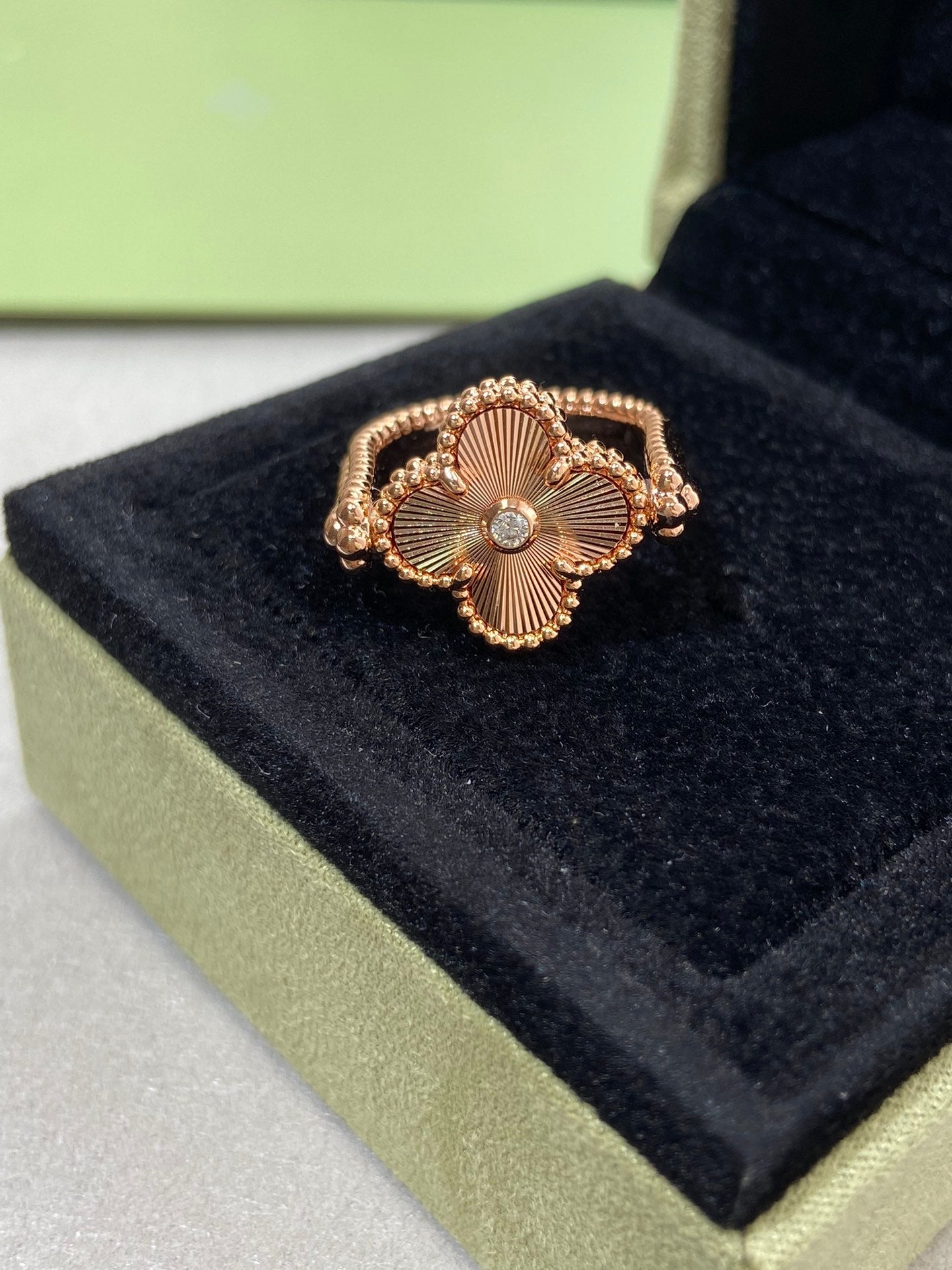 [✨ROSE💎]CLOVER RIVERSIBLE ROSE GOLD RING