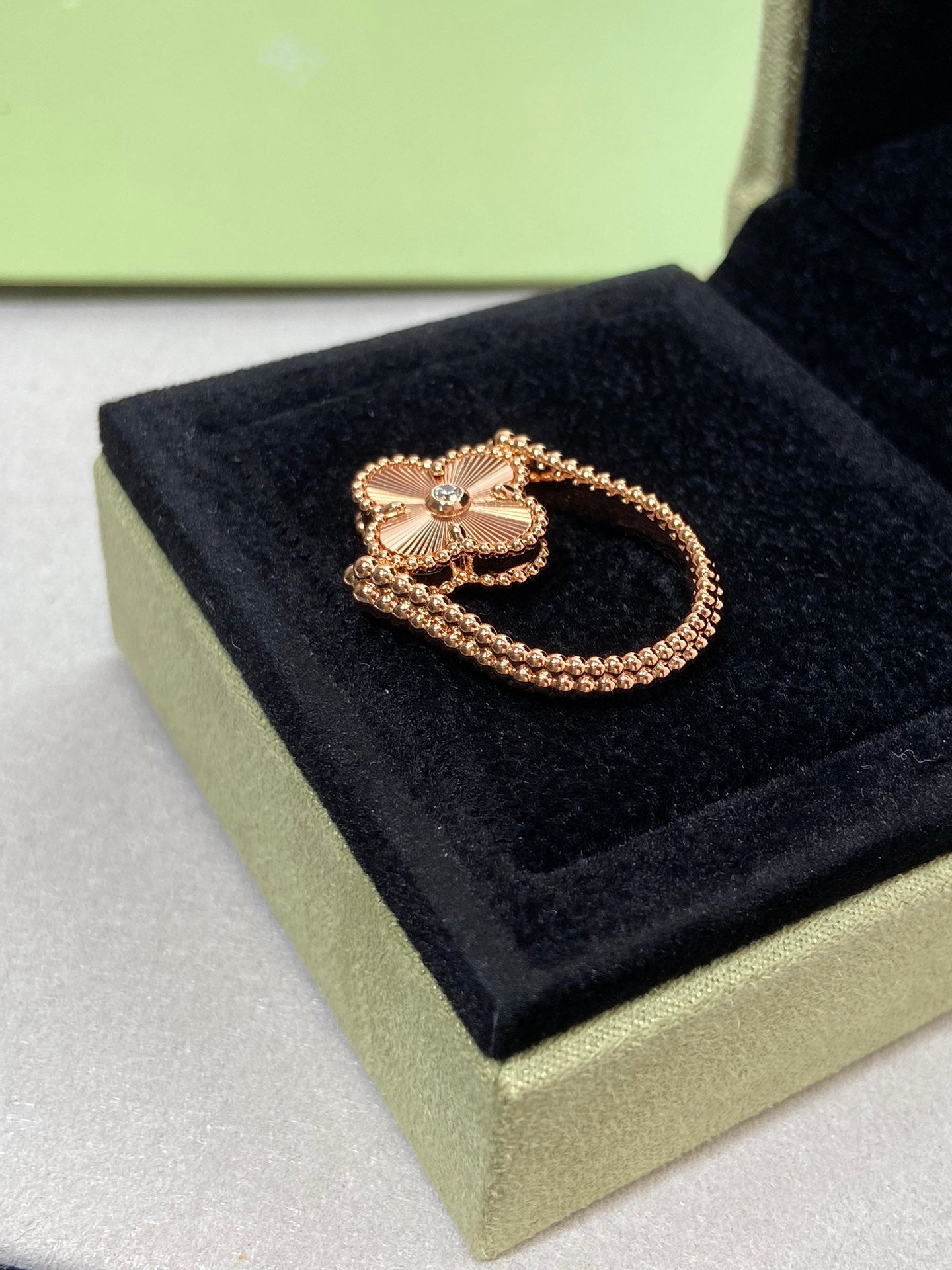[✨ROSE💎]CLOVER RIVERSIBLE ROSE GOLD RING