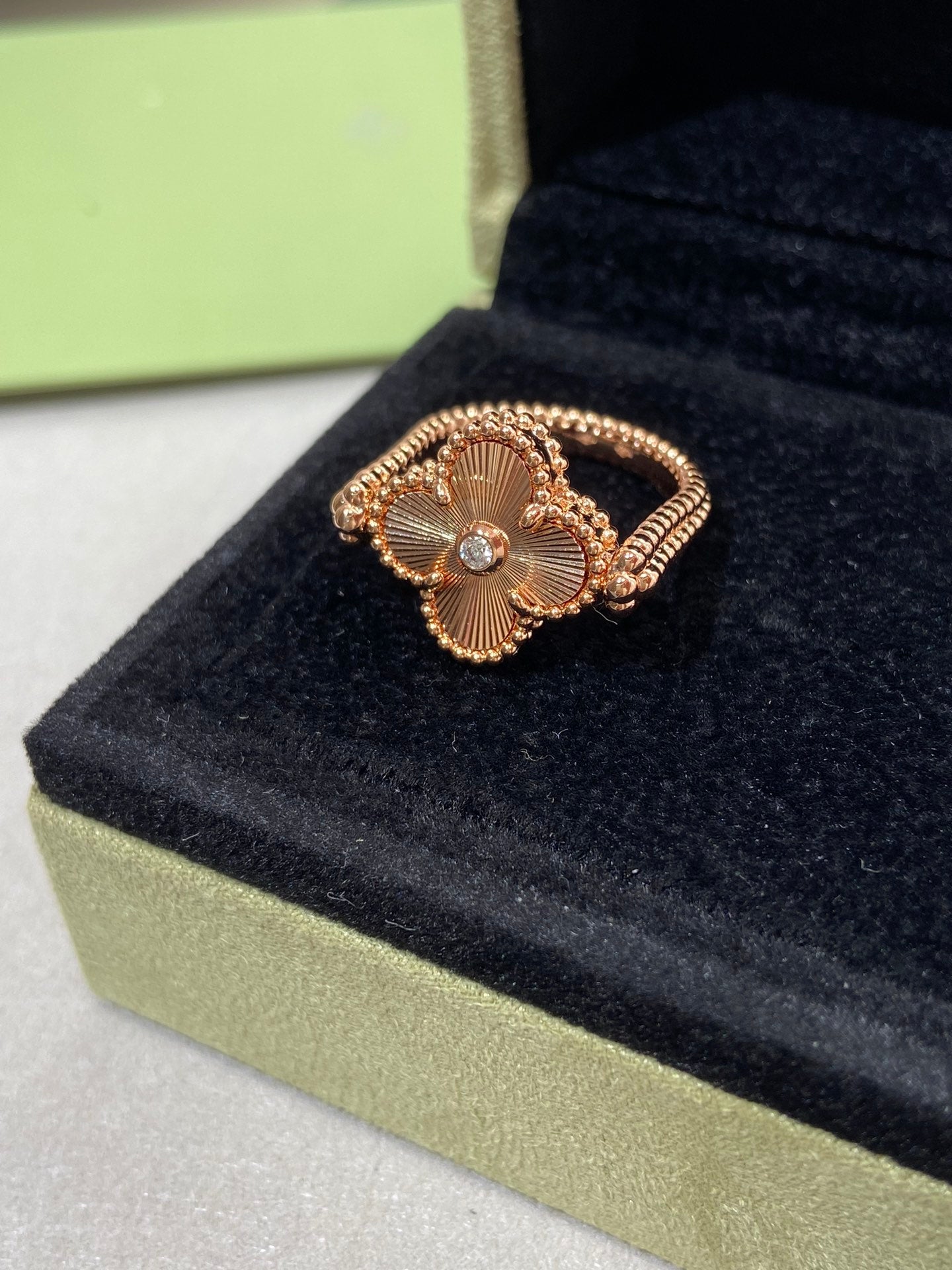 [✨ROSE💎]CLOVER RIVERSIBLE ROSE GOLD RING