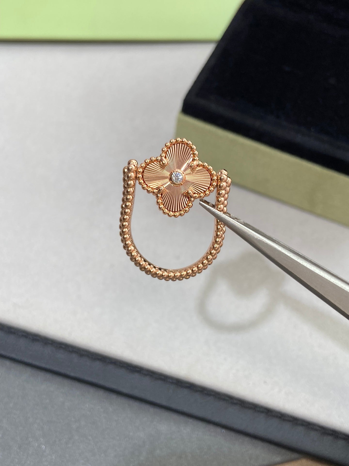 [✨ROSE💎]CLOVER RIVERSIBLE ROSE GOLD RING