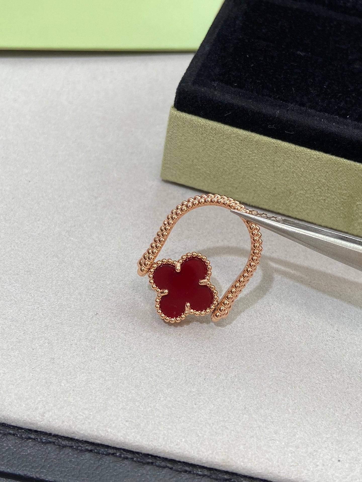 [✨ROSE💎]CLOVER RIVERSIBLE ROSE GOLD RING