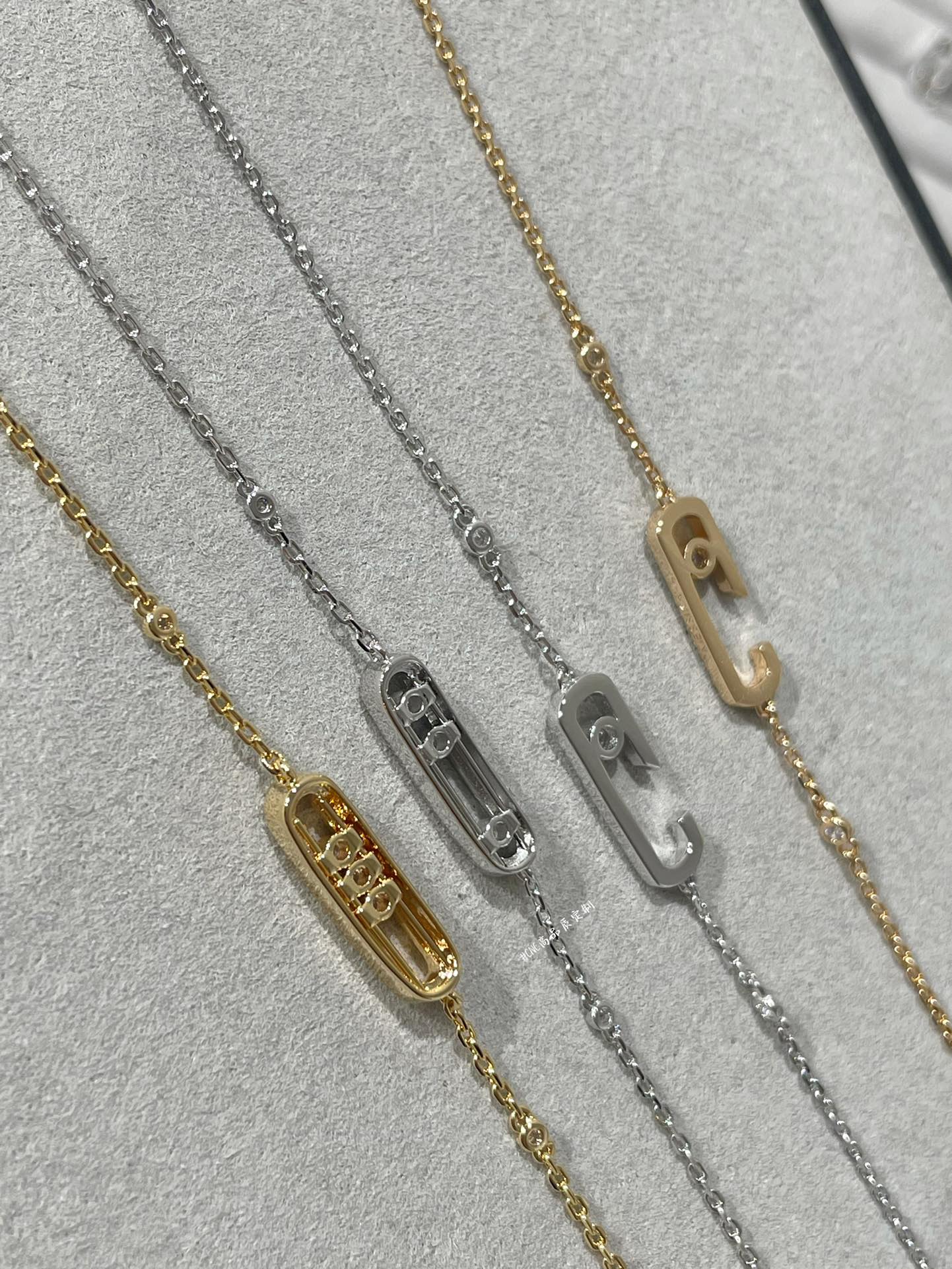 [✨ROSE💎]BABY MOVE DIAMOND BRACELET