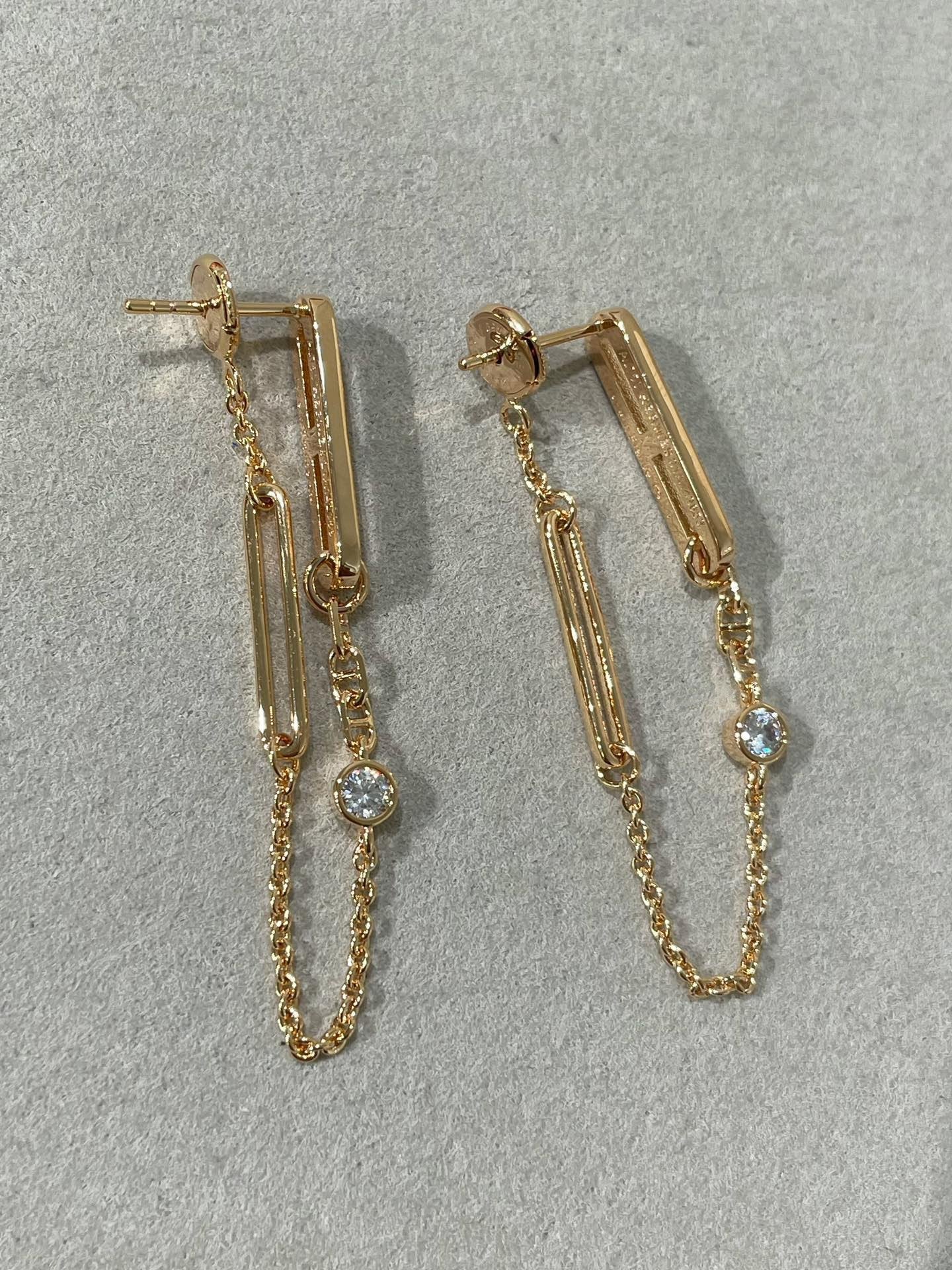 [✨ROSE💎]CHAINE CHAOS DIAMOND DROP EARRINGS