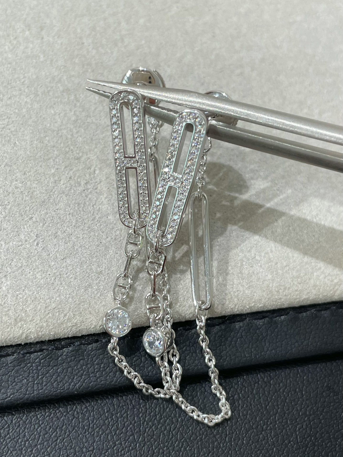 [✨ROSE💎]CHAINE CHAOS DIAMOND DROP EARRINGS