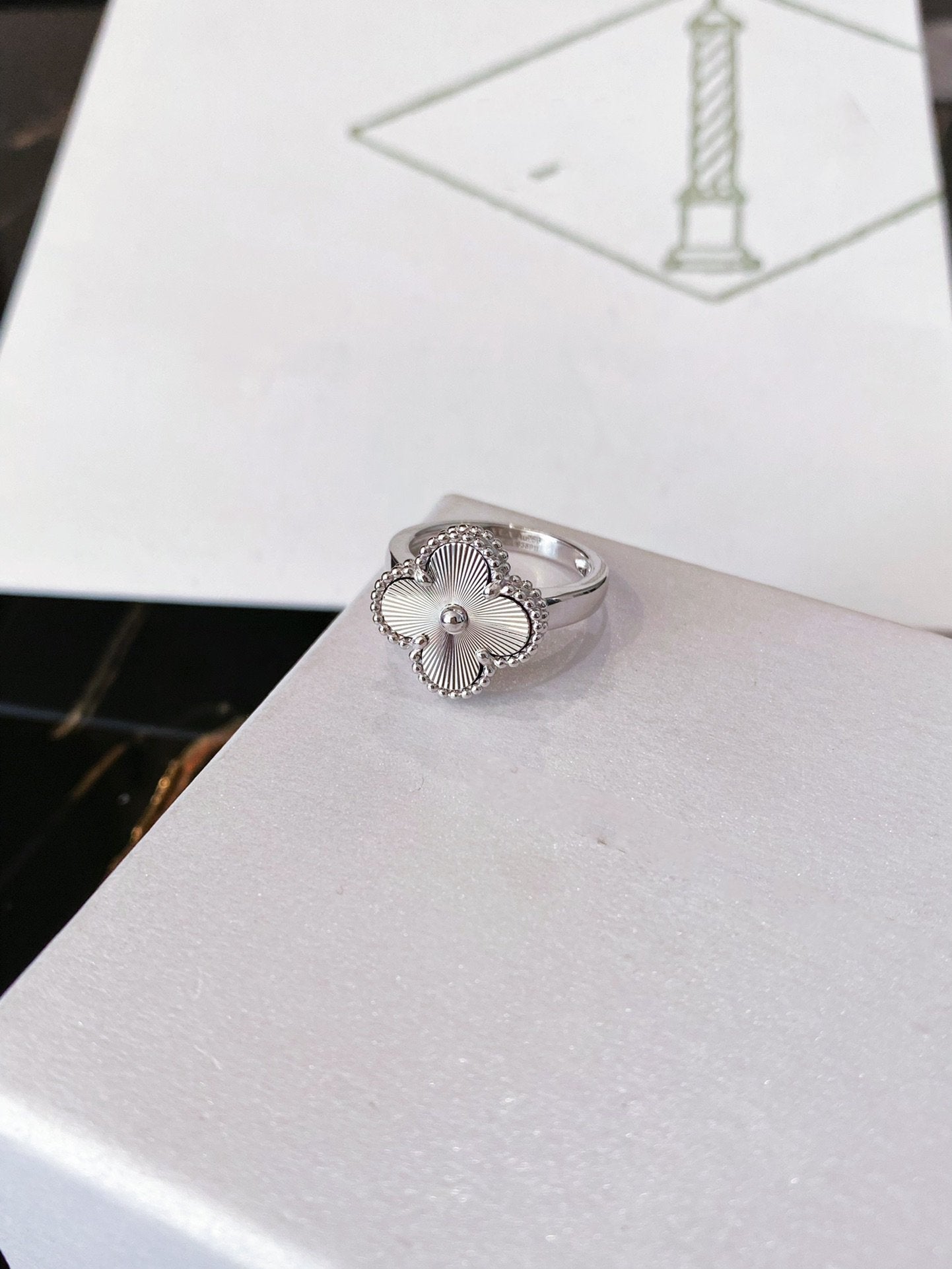 [✨ROSE💎]CLOVER SILVER RING