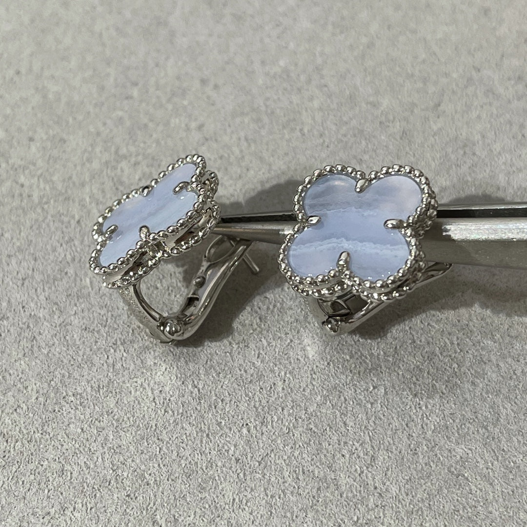 [✨ROSE💎]CLOVER CHALCEDONY SILVER STUD EARRINGS