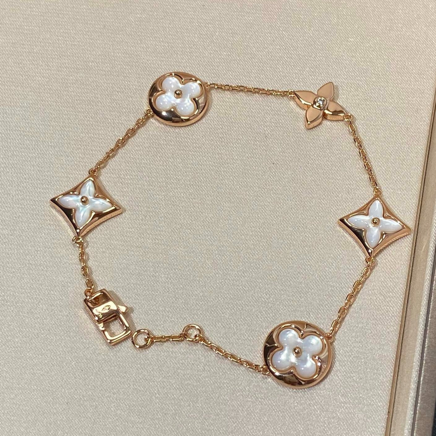 [✨ROSE💎]STAR AND SUN 5 MOTIF MOP PINK GOLD BRACELET