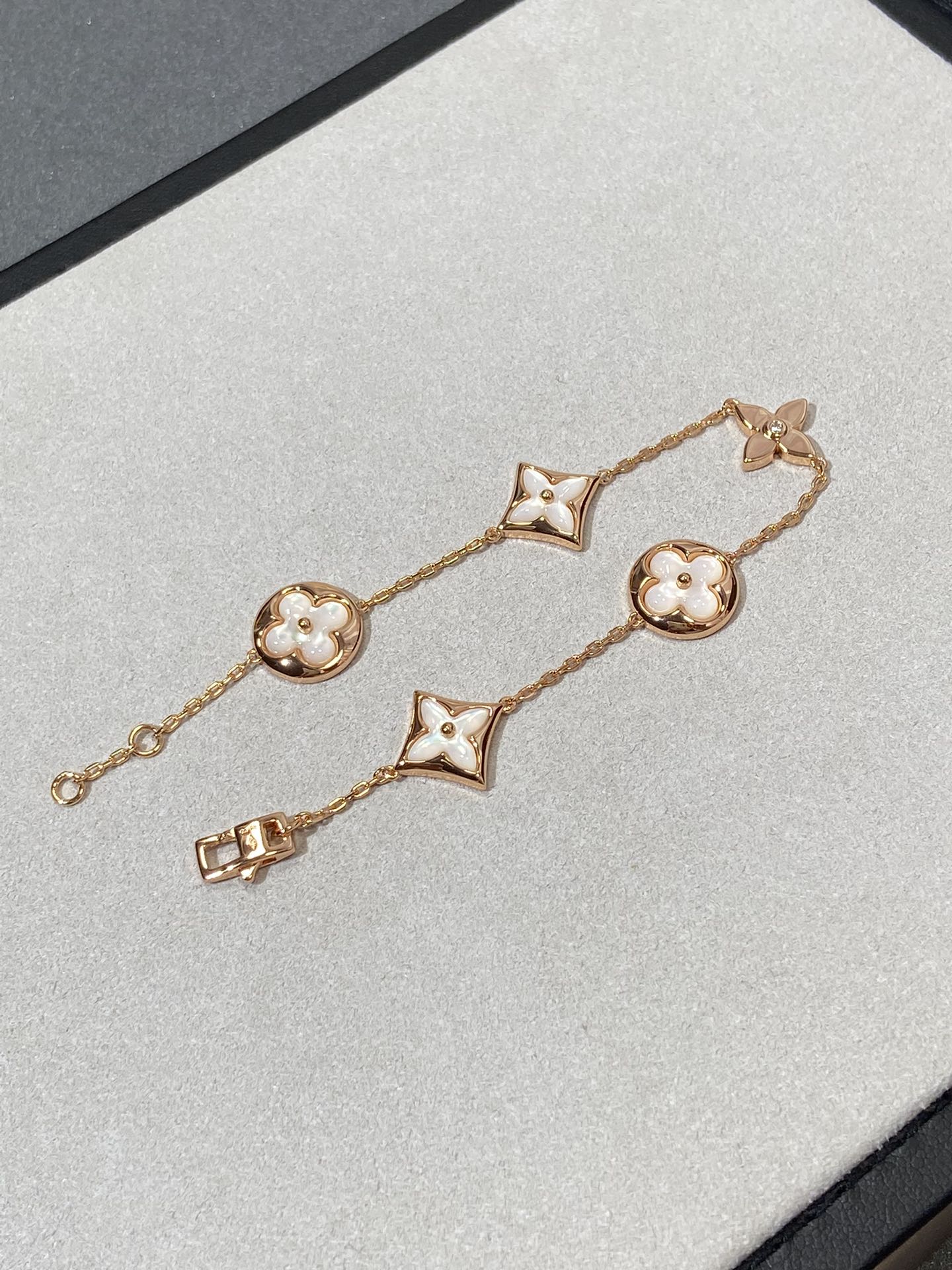 [✨ROSE💎]STAR AND SUN 5 MOTIF MOP PINK GOLD BRACELET